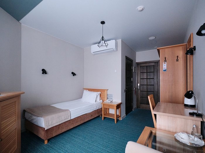 room1_7